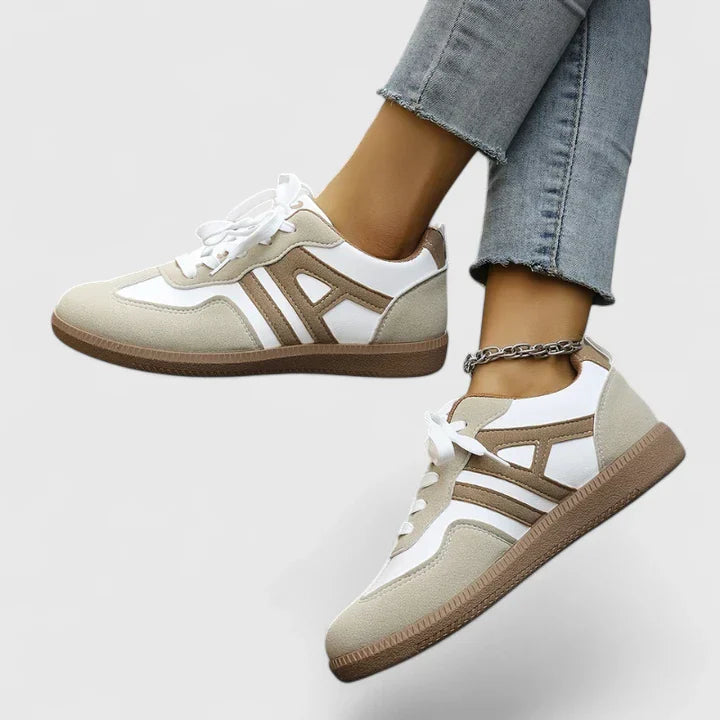 Dames Sneakers met Vetersluiting en Kleurblok Design