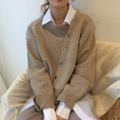 Dames Cardigan met Asymmetrische Knopen