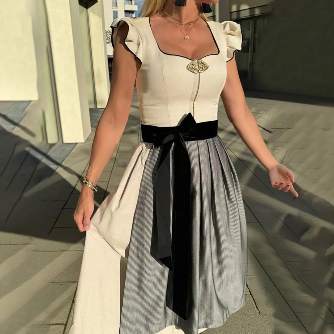 Dames Dirndl Jurk Met Elegante Stijl En Traditionele Elementen Wit