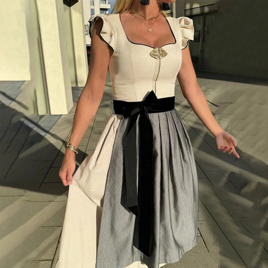 Dames Dirndl Jurk Met Elegante Stijl En Traditionele Elementen Wit