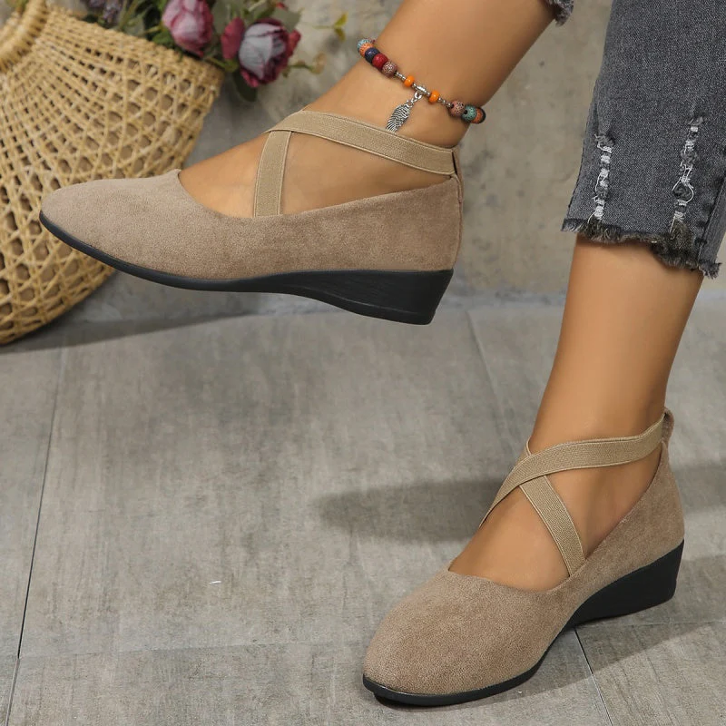 Dames Ballerina Instapschoenen met Kruisband en Sleehak Beige