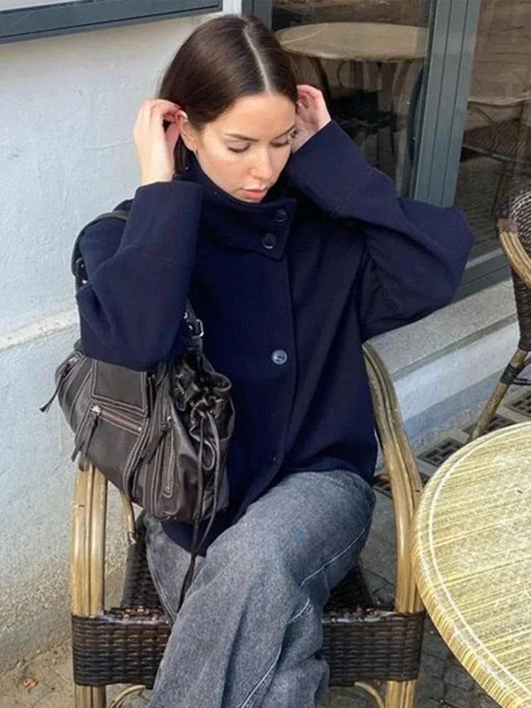 Dames Korte Winterjas met Opstaande Kraag en Enkelrijige Sluiting