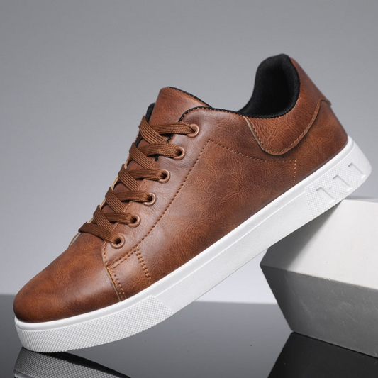 Heren Sneakers met Vetersluiting, Lage Schacht en Strak Silhouet