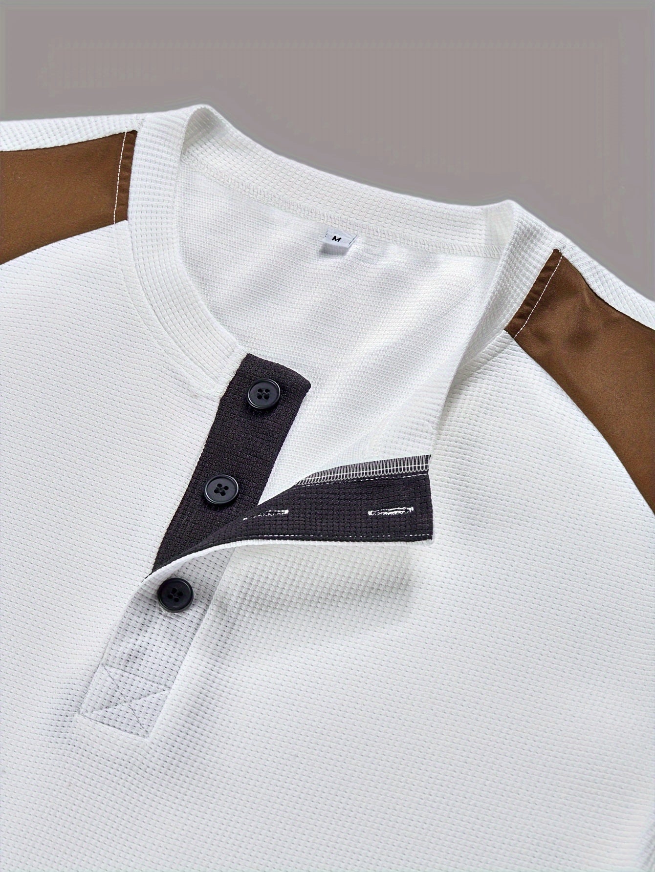 Heren Henley Shirt met Wafelstructuur en Patchwork Schouders