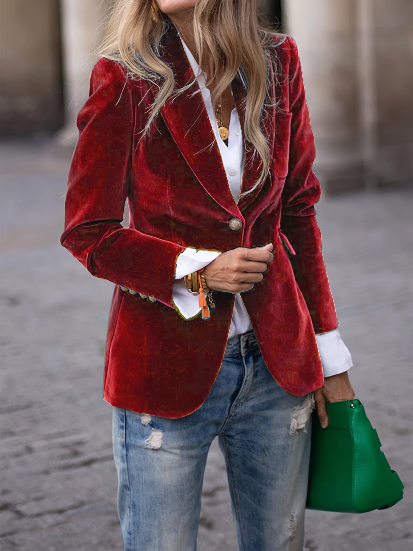 Dames Blazer met Gouden Knopen en Getailleerde Fit