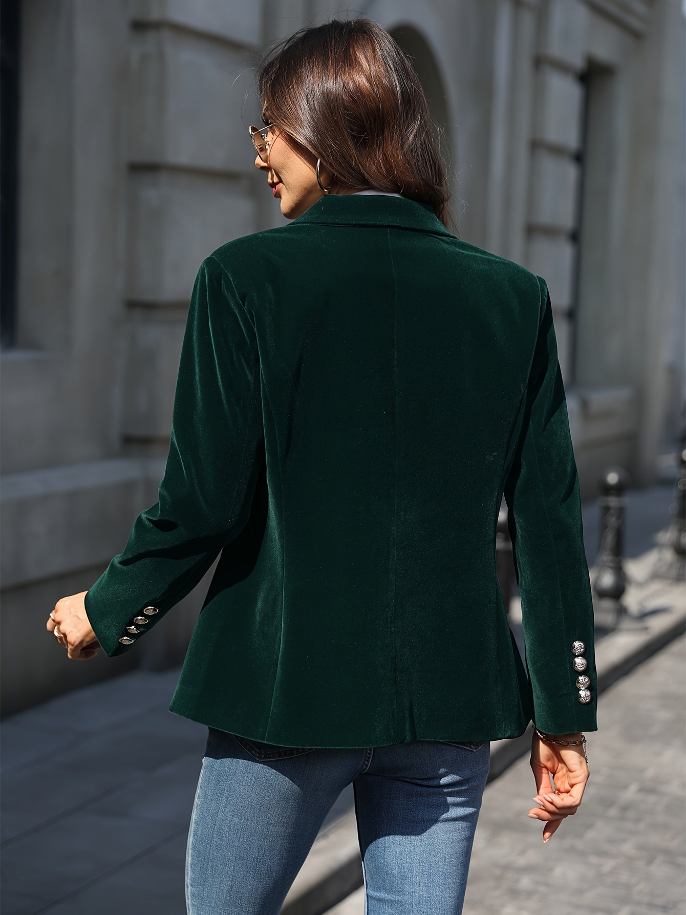 Dames Blazer met Gouden Knopen en Getailleerde Fit