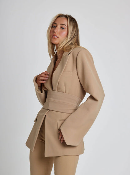 Getailleerde Dames Blazer met Riem