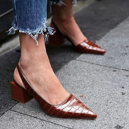 Pumps Dames met Blokhak en Reliëfpatroon Bordeauxrood