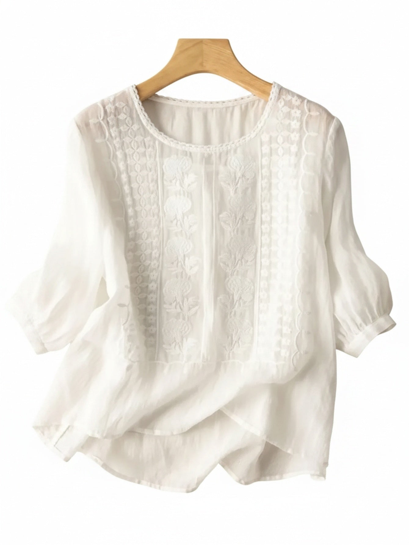 Dames Blouse Driekwart Mouw met Geborduurde Voorkant en Ronde Hals