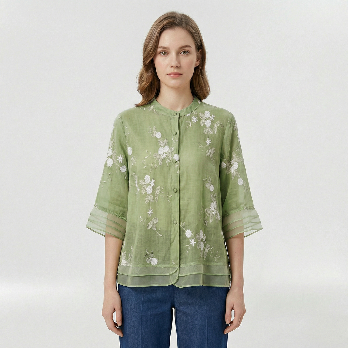 Dames Blouse met Driekwart Mouw, Bloemenborduursel en Staande Kraag Limoengroen