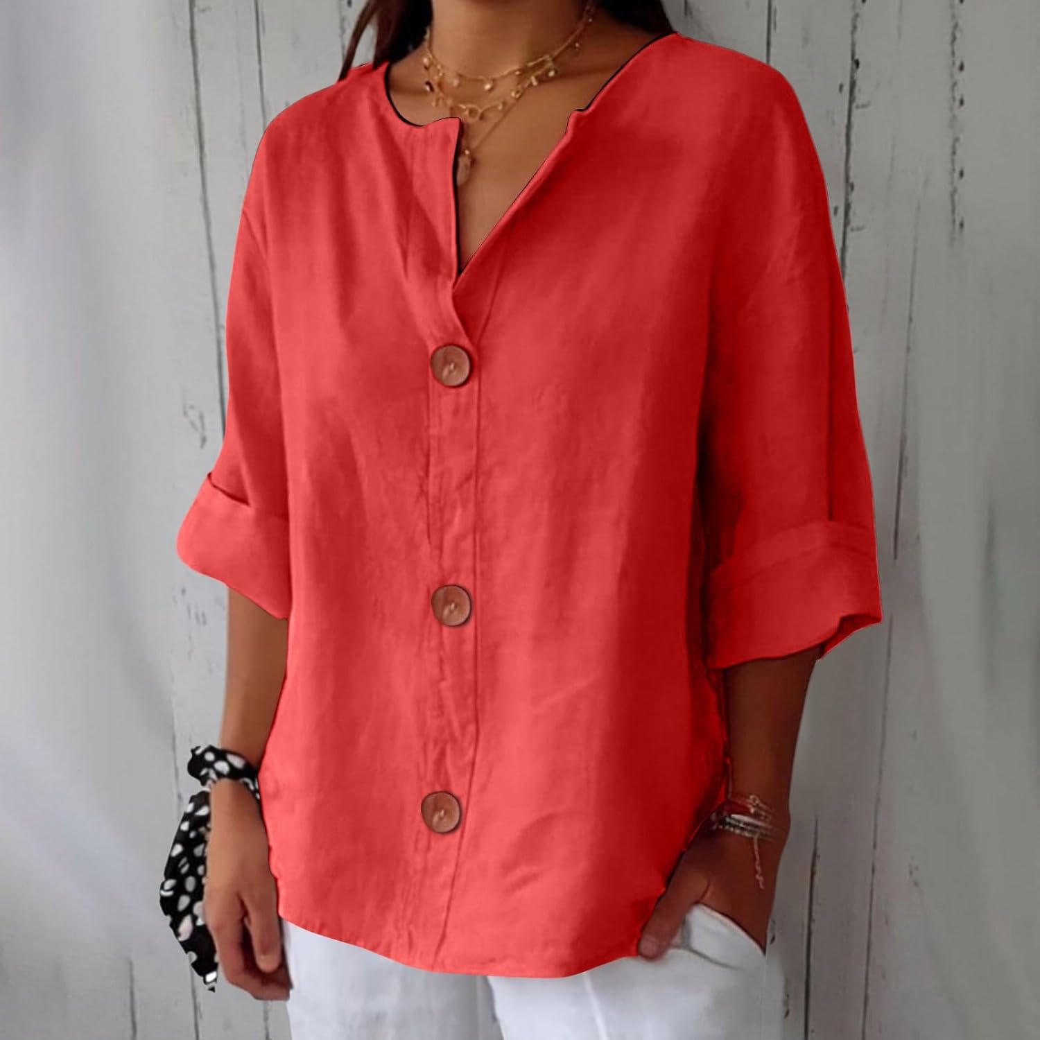 Dames Blouse met V-hals en Knoopsluiting, Driekwart Mouw