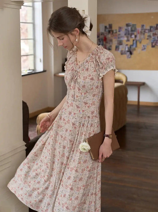 Dames Midi Jurk met V-hals en Bloemenprint Korte Mouw