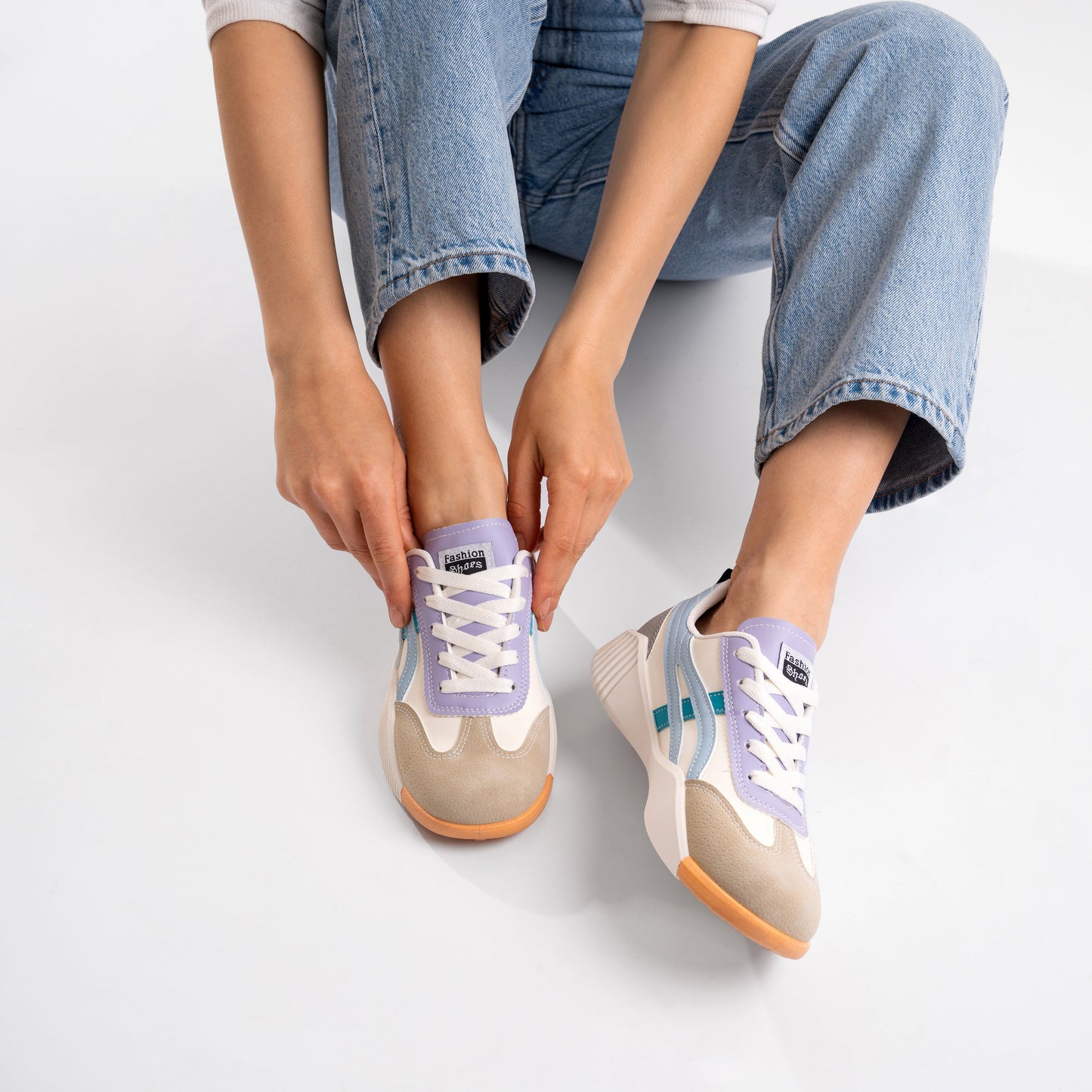 Dames Retro Sneakers met Vetersluiting en Geprofileerde Zool