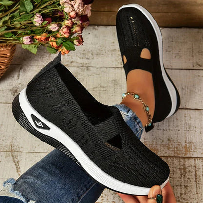 Dames Slip-on Sneakers met Uitsparing en Geprofileerde Zool