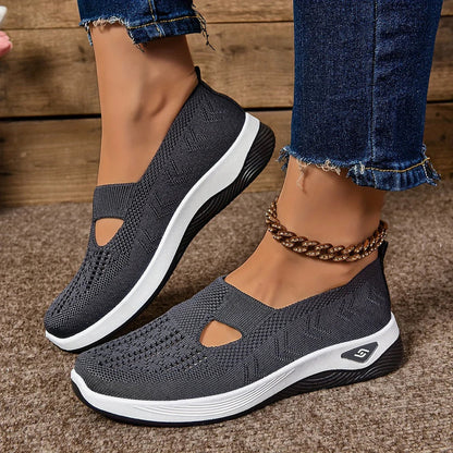 Dames Slip-on Sneakers met Uitsparing en Geprofileerde Zool
