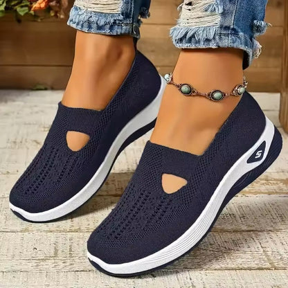 Dames Slip-on Sneakers met Uitsparing en Geprofileerde Zool