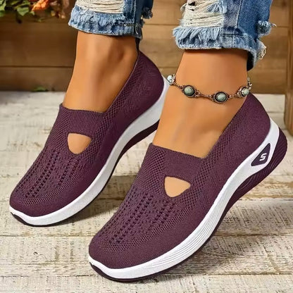 Dames Slip-on Sneakers met Uitsparing en Geprofileerde Zool