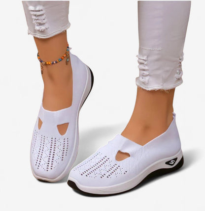 Dames Slip-on Sneakers met Uitsparing en Geprofileerde Zool Wit