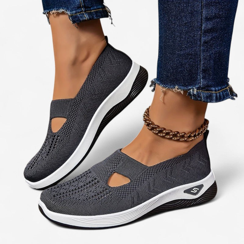 Dames Slip-on Sneakers met Uitsparing en Geprofileerde Zool Grijs