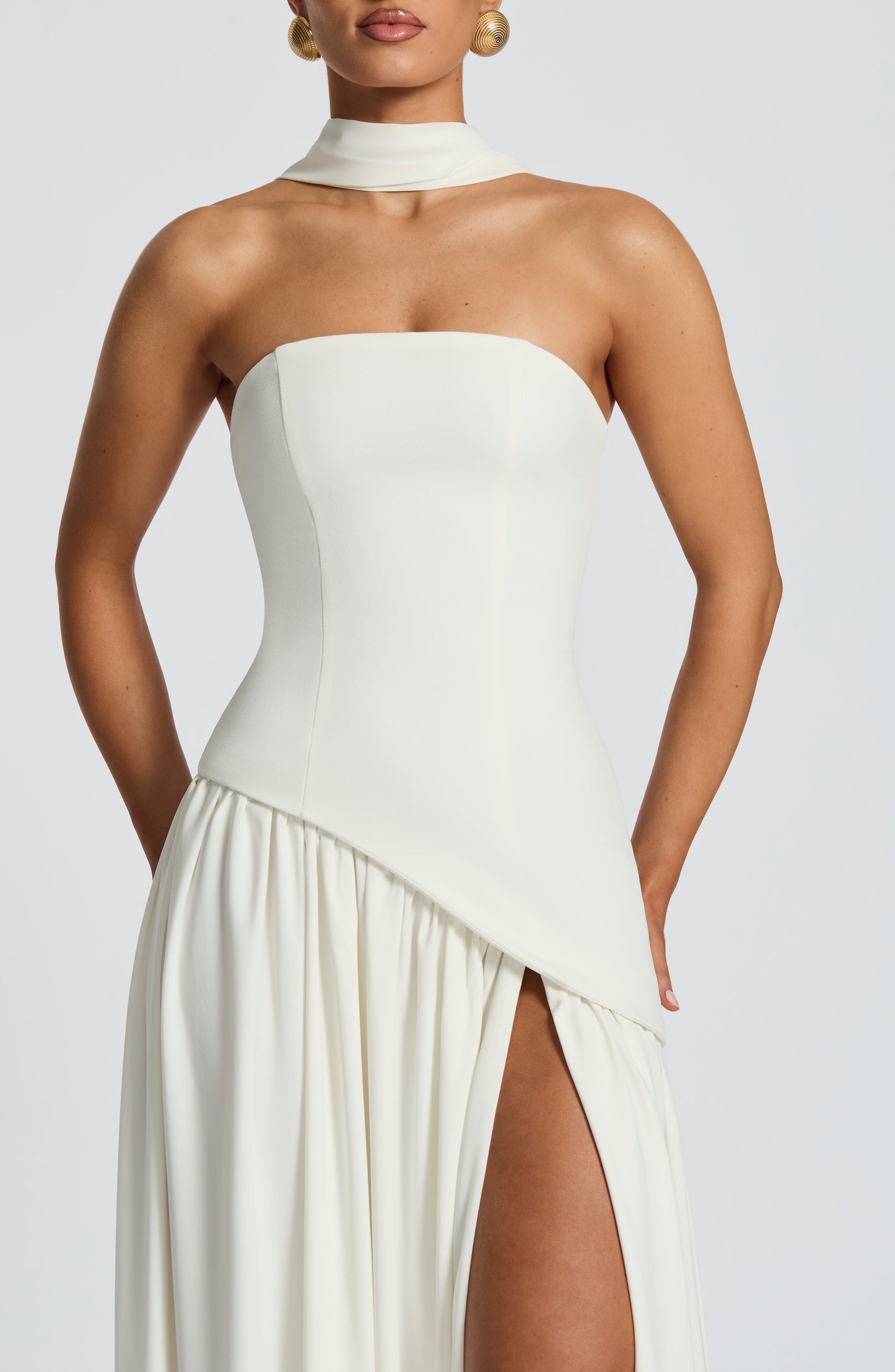 Dames Strapless Maxijurk met Corset Lijfje en Asymmetrische Taille
