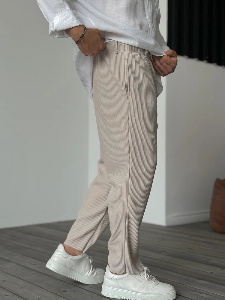 Heren Broek met Geplooide Ribstructuur en Rechte Pijp
